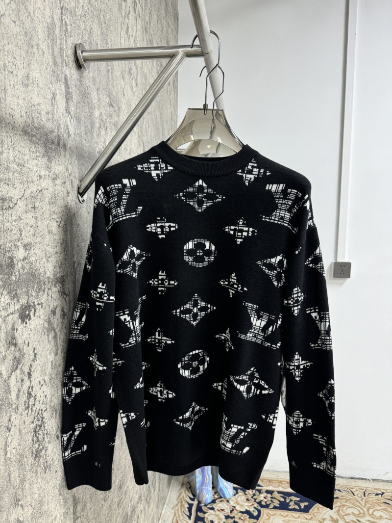 l0vis Vvtt0n sweater